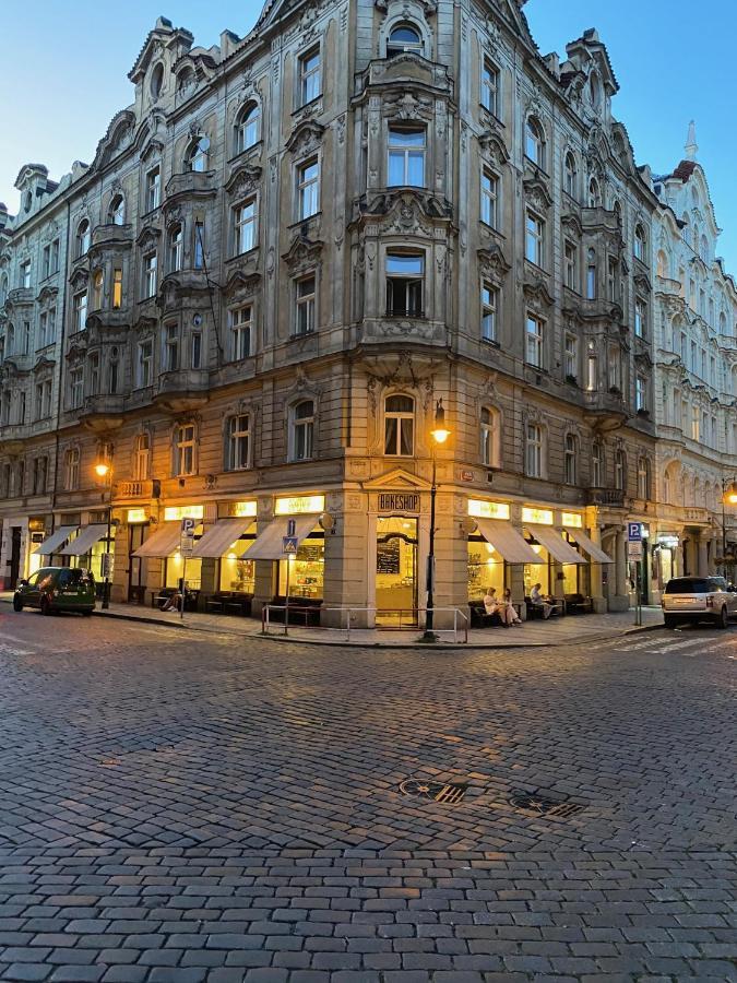 Central Apartments, Prague Old Town ภายนอก รูปภาพ