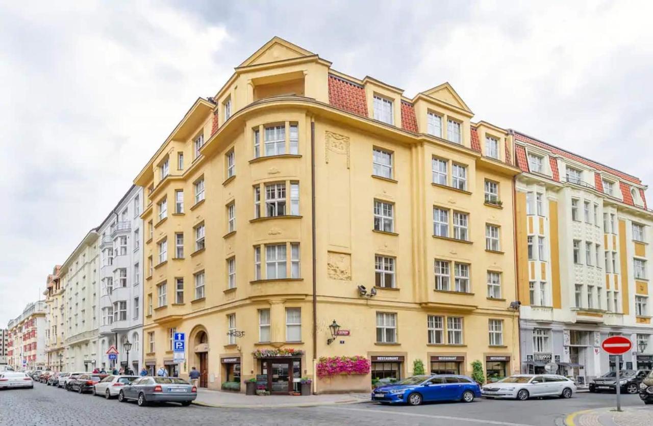 Central Apartments, Prague Old Town ภายนอก รูปภาพ